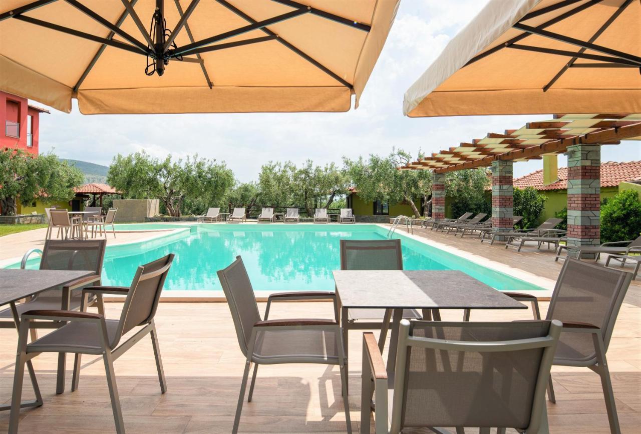 Sunday Resort Gerakini Exterior foto